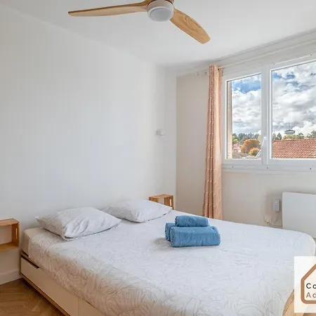 Bel Aux Portes De Lyon Avec Parking * Pierre-Bénite